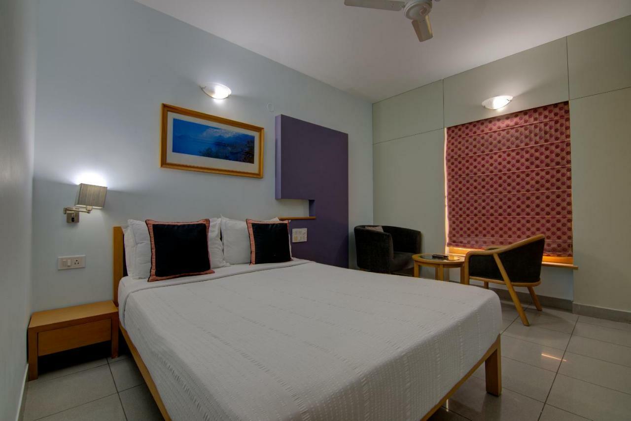 Tristar Serviced Apartments Bangalore Exterior foto